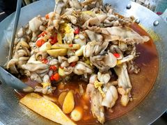 -昱龙大盆牛蛙馆(三兴街总店)