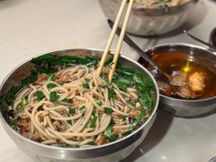 -正宗杨记普洱酸醋米线(总店)