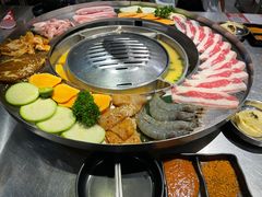 -哈哈碳都·牛肋条无限自助烤肉(台江万达店)