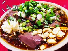 -谢老五跷脚牛肉·非遗传承店