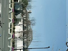 -龙溪路(地铁站)