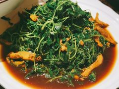 蚌肉金花菜-吴越荣记苏州菜·松鼠桂鱼100%活鱼现做(斜塘老街店)