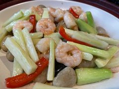 -香山湖家家宴(中山陵店)