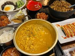 -米屋石锅拌饭(师大店)