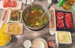 Signature Health-preserving Beef Bone Clear Soup Pot