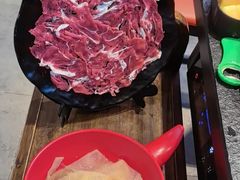 -醉董牛川派鲜肉自选火锅(烟台店)