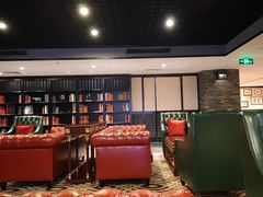 -上海锦江汤臣洲际大酒店柒酒廊
