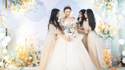 -喜喜婚纱HAPPINESS STUDIO奢定馆(海淀体验馆)