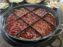 -正南齊北重庆老火锅(光华村直营店)