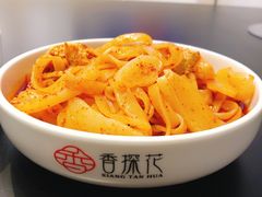 面皮面筋对半掺-香探花·擀面皮肉夹馍(北苑店)