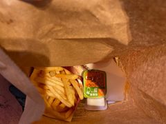 -麦当劳(山大路店)