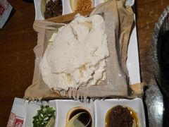 一块豆腐-95号酱骨·一块豆腐(展春园西路店)