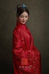 -藤薰定制中式嫁衣礼服旗袍店