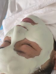 -蕾特恩专业祛痘皮肤管理