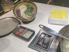 -喃喃椰·糟粕醋·椰子鸡火锅(七堡花园店)