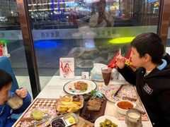 -城堡俄式西餐厅(中央大街索道店)