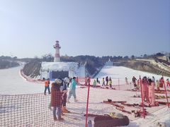 -蓟洲国际滑雪场