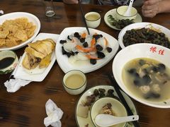 -侬佳蒸菜馆(听潮店)