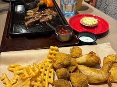 -必胜客(上海华谊新所店)