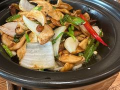 一锅菌香-滇越乘象云南餐厅(次渠店)