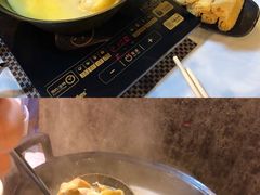 -鲜入围煮花胶鸡海鲜火锅