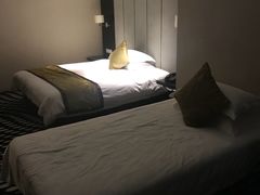 -上海徐家汇天平宾馆
