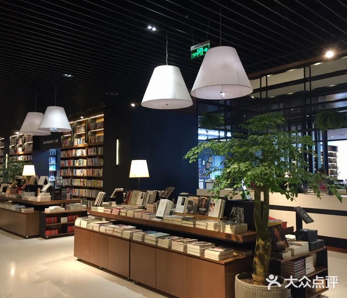 文轩books(九方购物中心店)店内环境图片