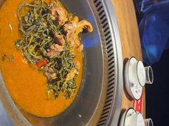 -山河屯铁锅炖(绥望路店)