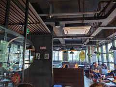 -阿洪锅贴王(小吃城店)