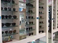 -罗创丹阳眼镜(童卫路店)