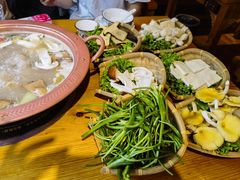 -民食香·腊排骨野生菌美食(木府店)