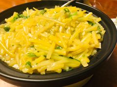 高汤煨土豆丝水芹-老江南春·中国龙菜(衡山路店)
