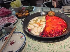-鸿姐老火锅(疁城新天地店)