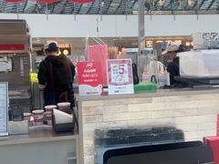 -DQ·蛋糕·冰淇淋(浦江欢乐颂店)