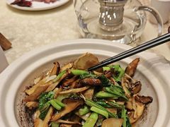 -老街坊美食汇(玉兰大街店)