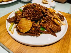 -闫府私房菜·百年鲁菜(欧亚店)