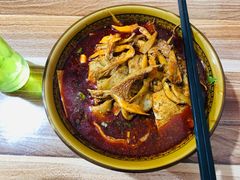 -老字号杨坡红油米线腊汁肉夹馍(东四道巷店)