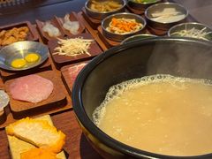 -银米·云南传统过桥米线(双廊黑金冠店)