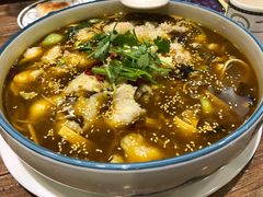 -清真·玛丽亚新疆菜主题餐厅(浙江中路店)