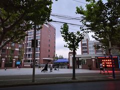 -上海市曹杨第二中学
