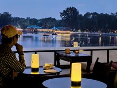 -东岸Cafe 爵士俱乐部