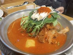 -喇喇排骨火锅·传统韩式脊骨汤(望京西园总店)
