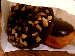 -Winchell's Donuts House