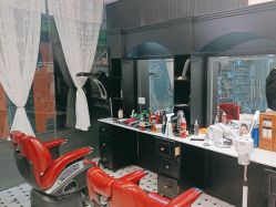 点击看大图 -老男孩男士理容馆·理发·烫染·修面