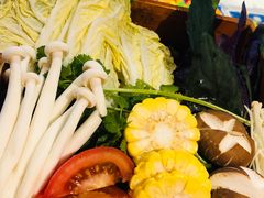 蔬菜拼盘-咕嘟草帽鱼·牛奶一样的鲜鱼汤(包河万达广场创始店)