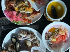 -怡豪大饭店·49楼旋转自助餐厅