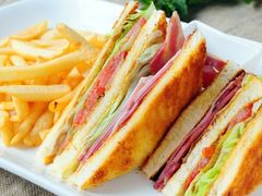 总汇三明治-麦田工坊(月湖店)
