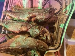 -路边边地标烧烤·川菜·小龙虾·音乐酒馆(良乡长虹店)