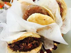 精品火烧-闫家驴肉老店(华电一校店)
