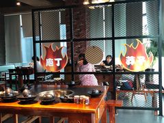 大堂-莽子老火锅(大坪店)